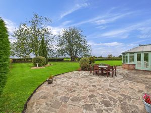 Gardens- click for photo gallery